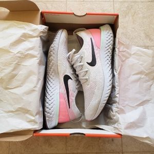 Nike Epic React Flyknit